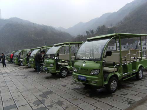 ���������?zh��)���{��