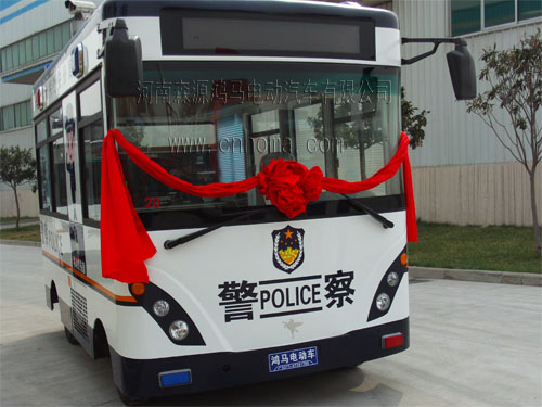 山東濟(jì)寧交警大隊流動警務(wù)室