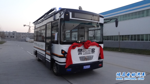 江蘇盱眙:鴻馬移動(dòng)警務(wù)室發(fā)車(chē) 打造便民服務(wù)新平臺(tái)