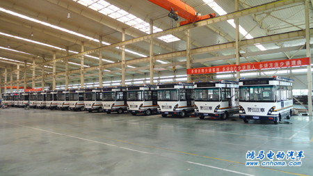 內(nèi)蒙古巴彥淖爾市15臺鴻馬移動警務(wù)室發(fā)車——再添警務(wù)執(zhí)法“新利器”