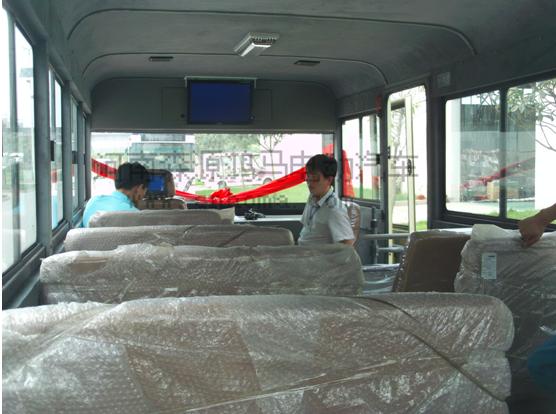 鴻馬軍工電動(dòng)客車 m.sb6604.com